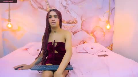 Snapshot of ravingxxmads chatting on 01/14/25, 08:59 kata online show from 01/14/25, 08:59