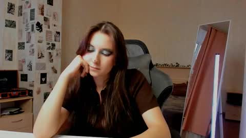 Alia Mereyn online show from 10/10/25, 01:21