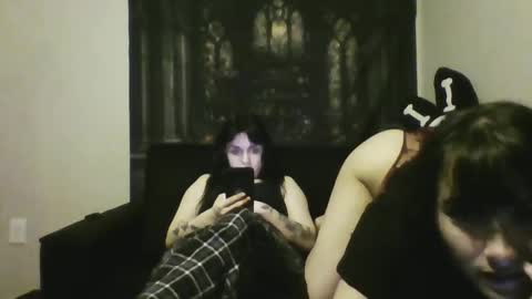 Ravyn and Nyx online show from 09/17/25, 02:35