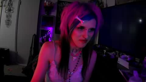 ravynstar13 online show from 09/29/25, 06:40