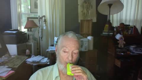Snapshot of ray1776ray chatting on 06/17/26, 01:01 ray1776ray online show from 06/17/26, 01:01