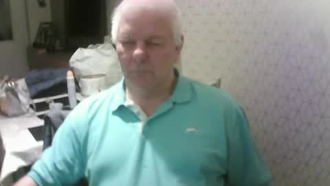 Snapshot of ray47 chatting on 10/05/25, 11:02 ray47 online show from 10/05/25, 11:02