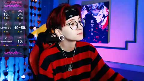 Ray online show from 03/11/25, 03:56