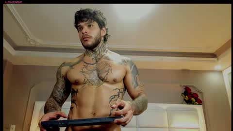 Ray Coopers online show from 11/15/25, 03:26