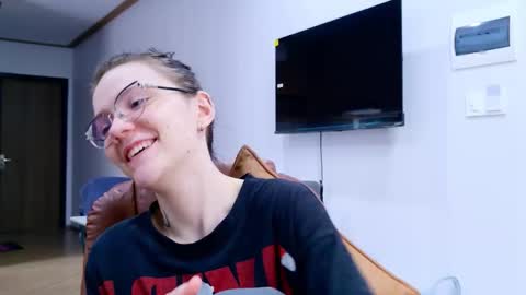 Ray-Ray online show from 01/17/26, 03:33