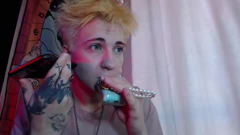 Snapshot of ray_taylorr chatting on 03/17/26, 12:41 Ray online show from 03/17/26, 12:41