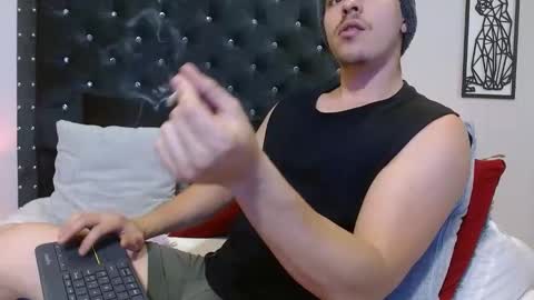 Ray online show from 02/03/25, 01:30