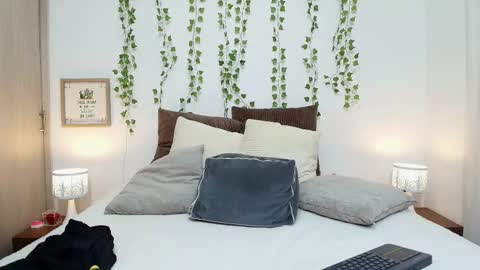 Ray online show from 12/16/25, 01:10