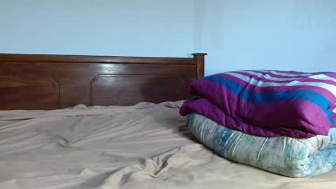 eyan online show from 04/02/26, 01:47