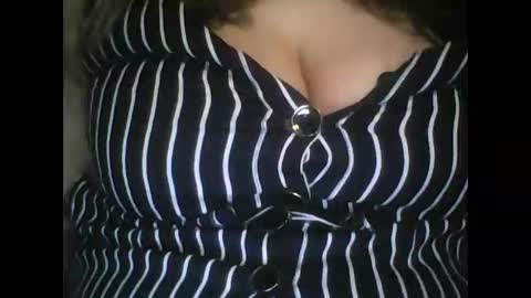 Snapshot of rayday_ chatting on 02/12/25, 07:24 rayday_ online show from 02/12/25, 07:24