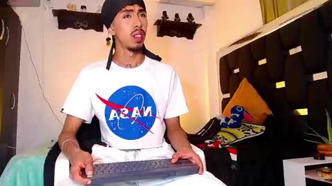 Rayn online show from 12/23/24, 07:28