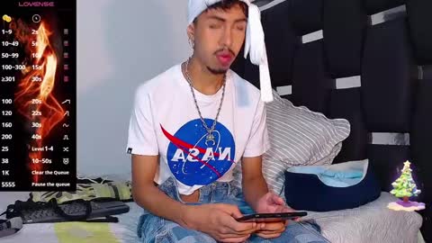 Rayn online show from 01/04/25, 04:33