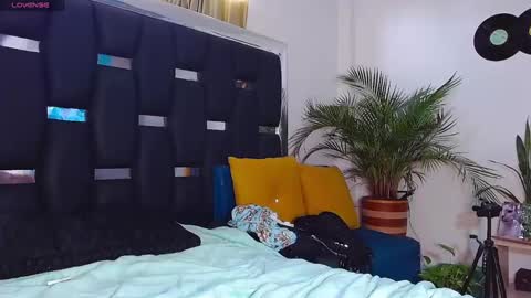 Rayn online show from 01/25/25, 06:57