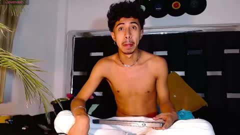 Rayn online show from 02/01/25, 02:05