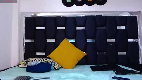 Rayn online show from 02/10/25, 05:19