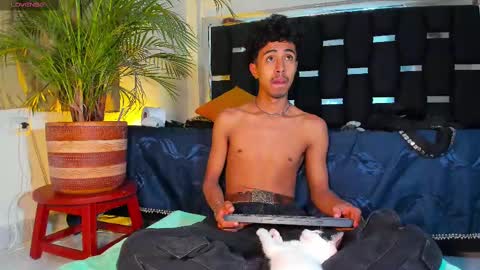 Rayn online show from 03/08/25, 09:06