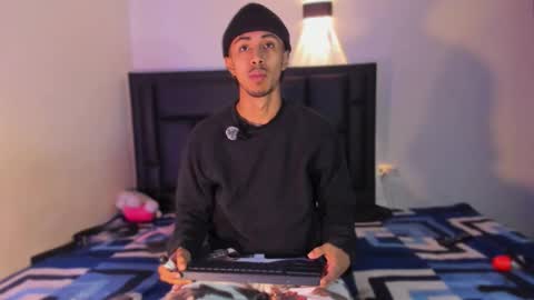 Rayn online show from 10/13/25, 01:27