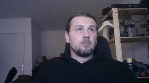 Snapshot of rayhaarlem chatting on 04/14/26, 10:27 rayhaarlem online show from 04/14/26, 10:27