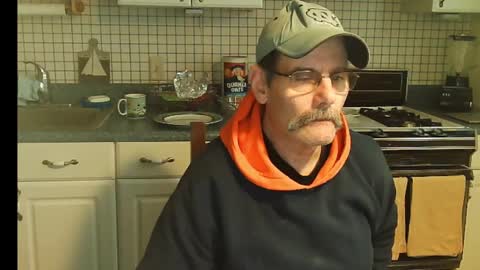 Ray online show from 12/25/24, 08:17