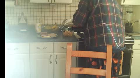 Ray online show from 03/09/25, 09:46