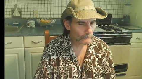 Ray online show from 10/01/25, 07:09