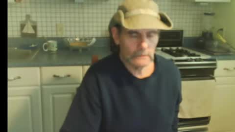 Ray online show from 10/26/25, 07:09