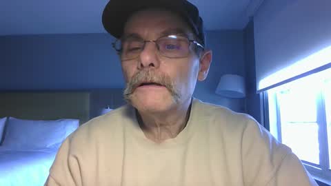 Ray online show from 12/04/25, 04:38