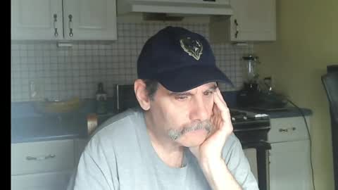 Ray online show from 04/06/26, 07:42