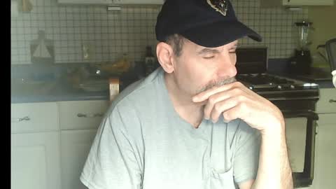 Ray online show from 05/07/26, 08:20