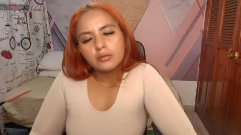 raylin_escobar online show from 05/09/26, 06:13