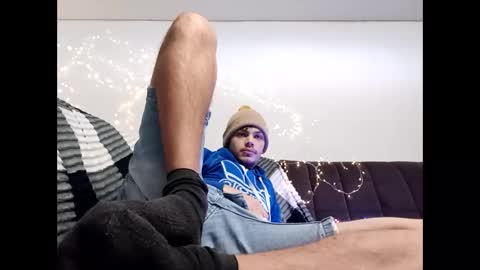 Snapshot of raymartino chatting on 12/21/25, 02:51 RayMartino online show from 12/21/25, 02:51