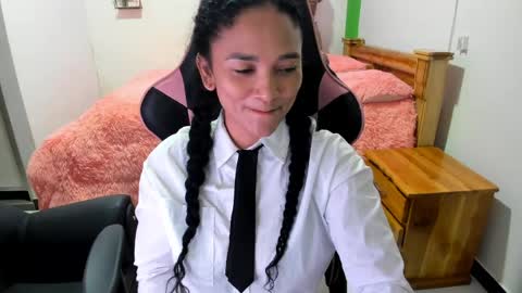 Danna online show from 04/04/26, 04:59