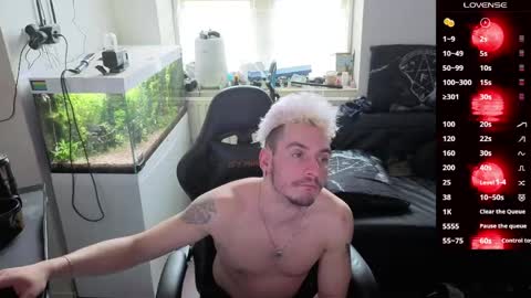 Rayzel online show from 04/02/26, 03:53