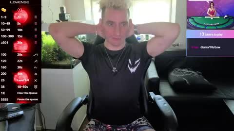 Rayzel online show from 05/26/26, 01:40