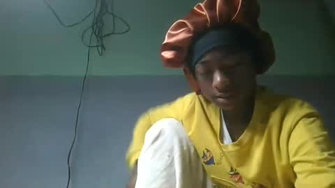 Snapshot of razafy922472 chatting on 06/22/26, 09:17 razafy922472 online show from 06/22/26, 09:17