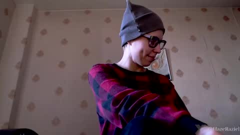  Yrriel Strife Candy-Demon Caveboy mr. Cringe   online show from 09/19/25, 02:40