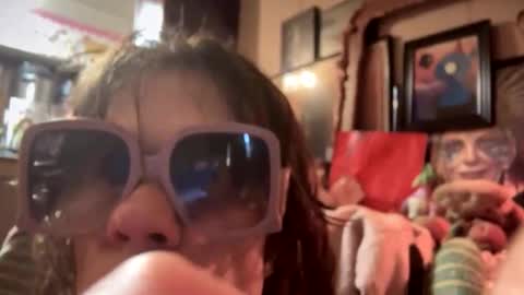 rcherrycola00 online show from 02/25/26, 04:05