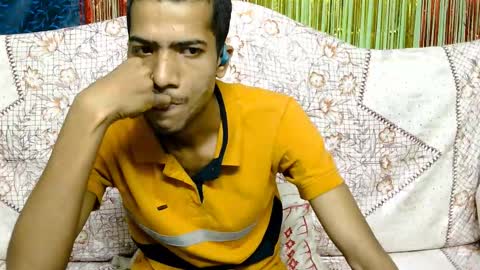 Snapshot of rcleonelxsuman chatting on 02/12/25, 12:33 Rc leonelx online show from 02/12/25, 12:33