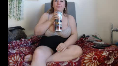 Snapshot of real_36_dd chatting on 04/22/26, 03:24 Fannie online show from 04/22/26, 03:24