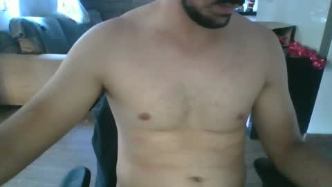 real_brazilian_boy online show from 01/10/25, 01:09