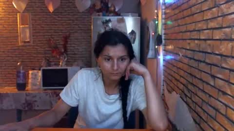 real_coupl3 online show from 05/31/26, 07:48
