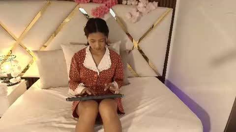 Snapshot of real_doncella_pussy chatting on 07/02/26, 02:01 DONCELLA online show from 07/02/26, 02:01