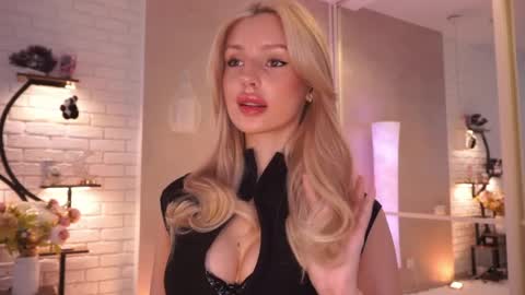 Grace online show from 04/01/26, 06:36