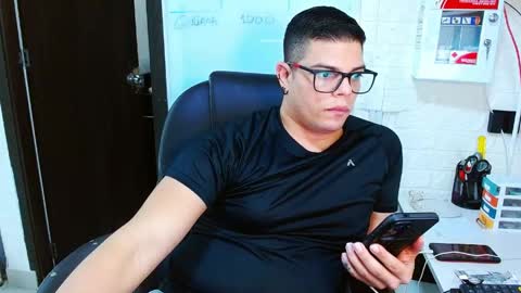Snapshot of realjoel chatting on 04/29/26, 05:30 Joel online show from 04/29/26, 05:30