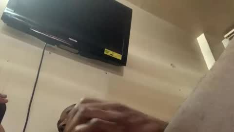 Snapshot of reallife1993 chatting on 11/06/25, 08:59 reallife1993 online show from 11/06/25, 08:59