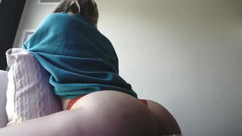 Lily Grace online show from 03/12/25, 04:35