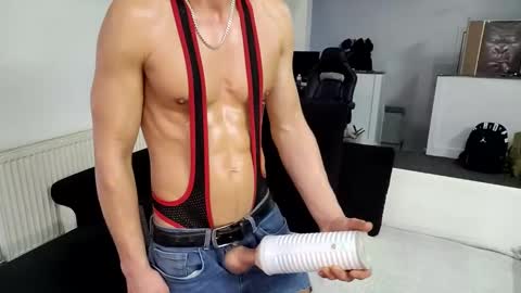 Snapshot of reallyman7 chatting on 03/07/25, 04:13 Ask me online show from 03/07/25, 04:13