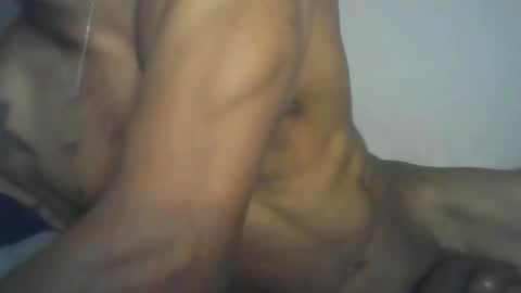 Snapshot of realmenol24k chatting on 05/27/26, 05:26 SexyFlacko online show from 05/27/26, 05:26