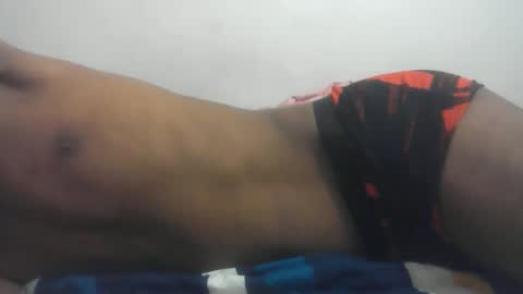 Snapshot of realmenol24k chatting on 06/10/26, 03:50 SexyFlacko online show from 06/10/26, 03:50