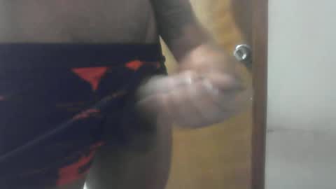 Snapshot of realmenol24k chatting on 06/13/26, 04:21 SexyFlacko online show from 06/13/26, 04:21